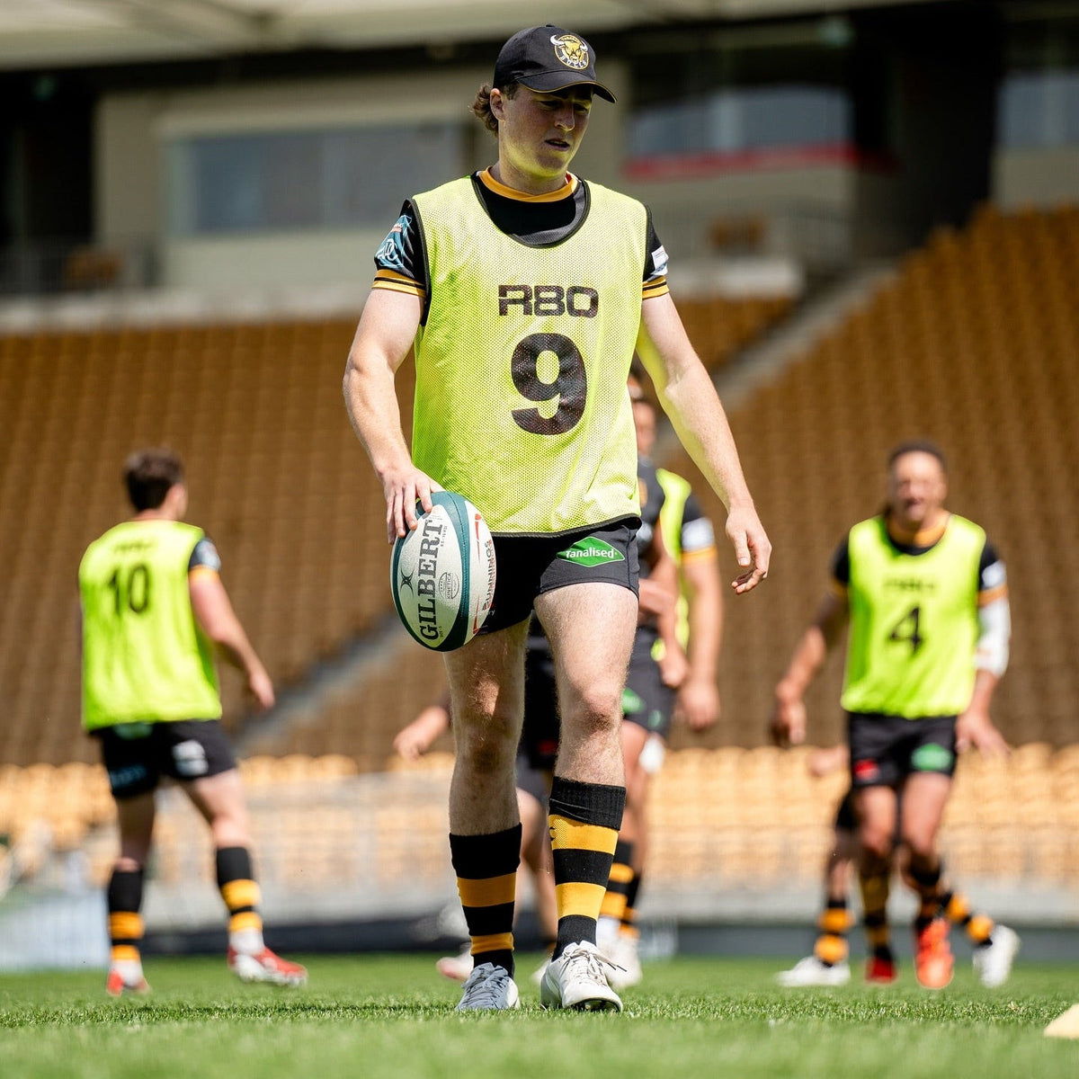 1 - 15 Numbered Training Bib Sets - SmallRed