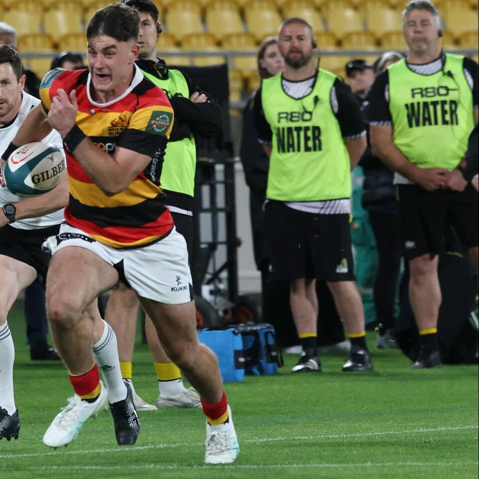 Water &amp; Medic Printed Bibs - MediumMedic