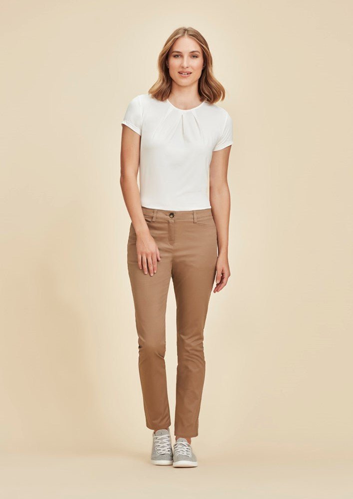 Woman&#39;s Slim Leg Stretch Chino Pant - Desert