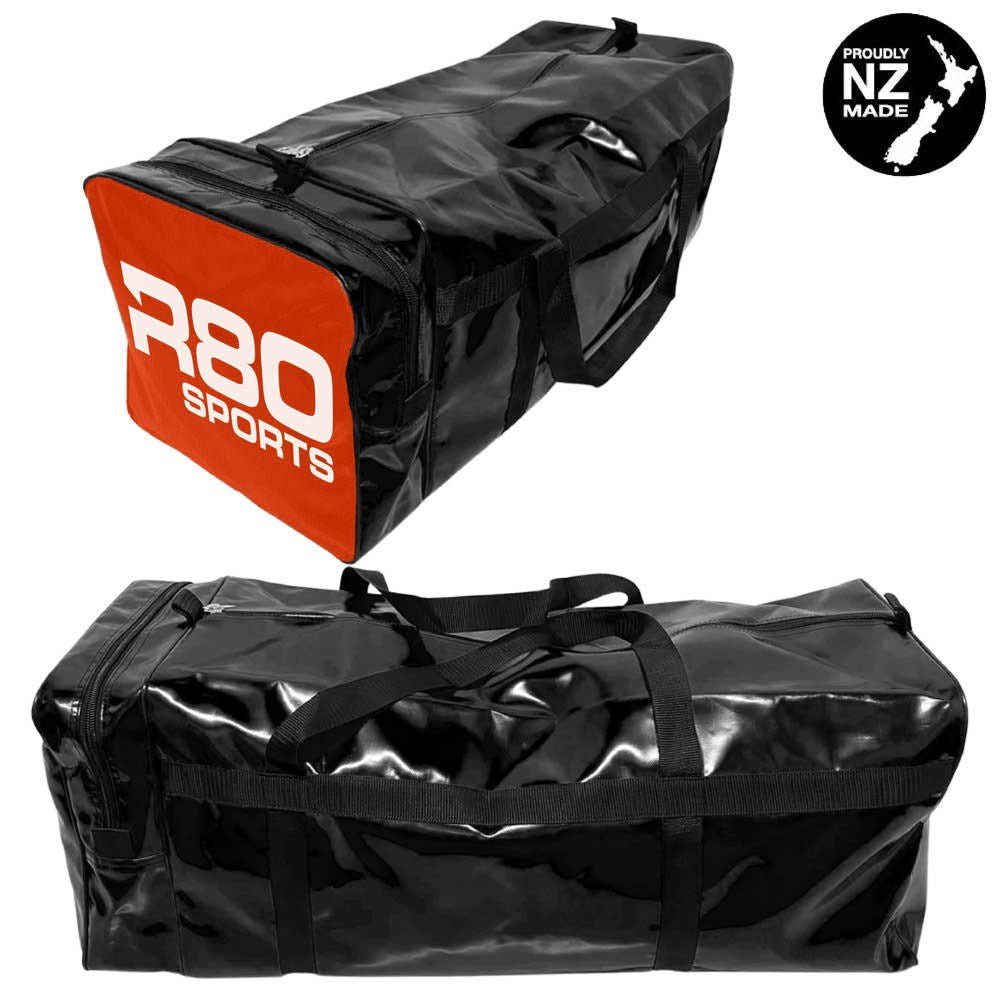 R80 Club Kit Colours Gear Bag Black with End Pocket - RedMedium