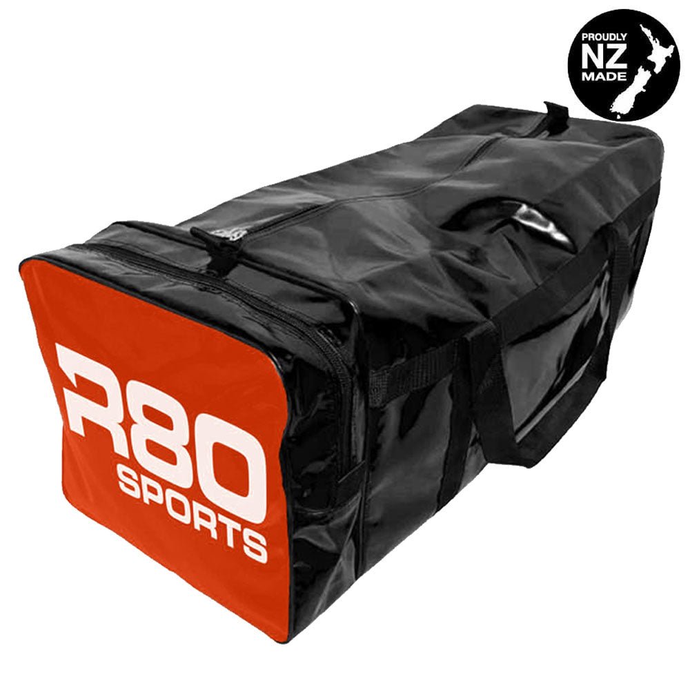 R80 Club Kit Colours Gear Bag Black with End Pocket - WhiteJumbo