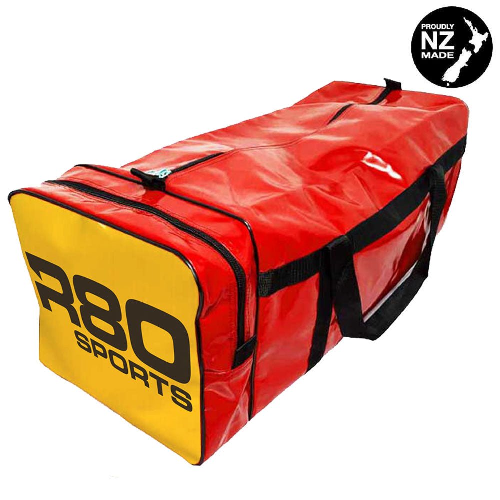 R80 Club Kit Colours Gear Bag Red with End Pocket - WhiteJumbo