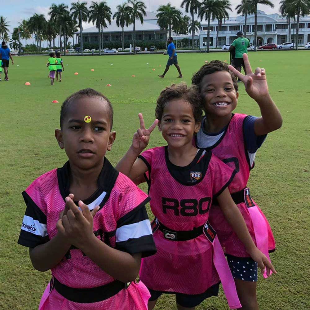 R80 Junior Rippa Game On Team Sets - Blue / GreenJunior 115cm suits 4 to 10 year oldsJunior - 4 to 8 years