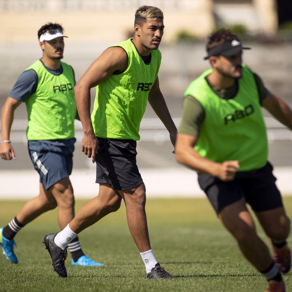 R80 Mesh Training Bibs - SmallRed