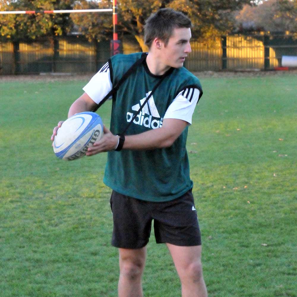 R80 Perfect Pass Trainer - R80 Rugby