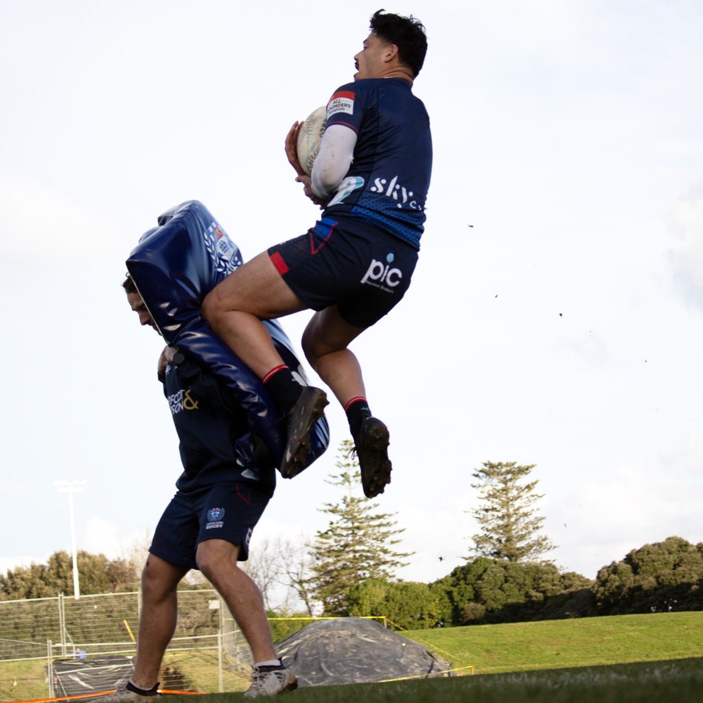 R80 Rugby High Ball Catch Pad Turtle - Red